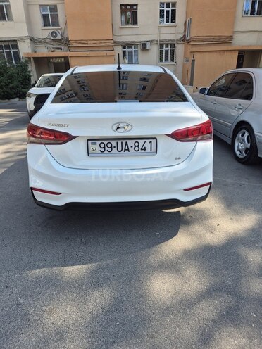 Hyundai Accent 2019, 94,500 km - 1.6 l - Bakı