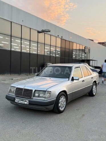 Mercedes E 250 1993, 350,000 km - 2.5 l - Xırdalan
