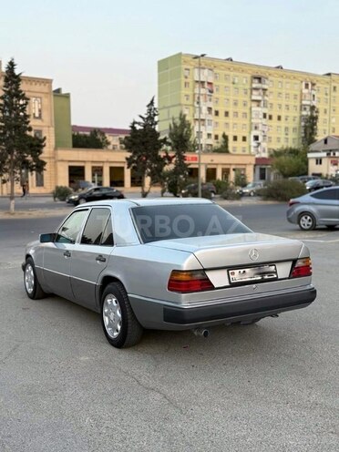 Mercedes E 250 1993, 350,000 km - 2.5 l - Xırdalan