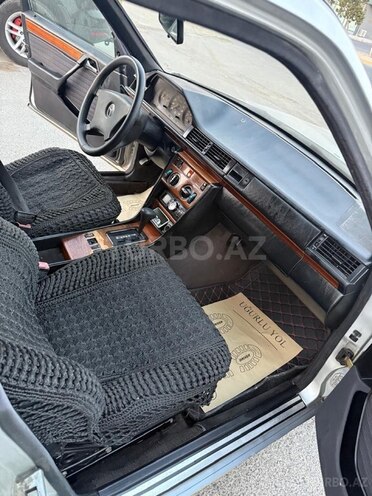 Mercedes E 250 1993, 350,000 km - 2.5 l - Xırdalan