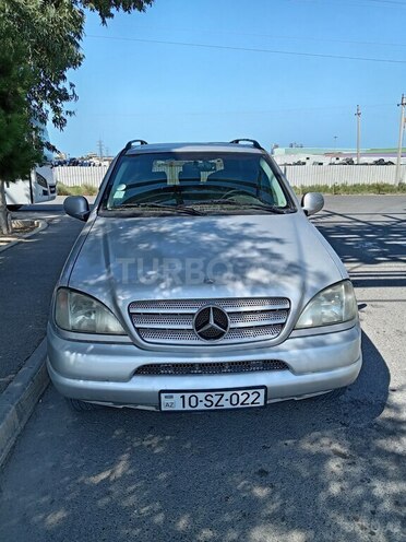 Mercedes ML 320 1999, 300,000 km - 3.2 l - Sumqayıt