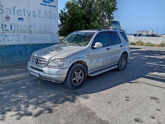 Mercedes ML 320 1999, 300,000 km - 3.2 l - Sumqayıt