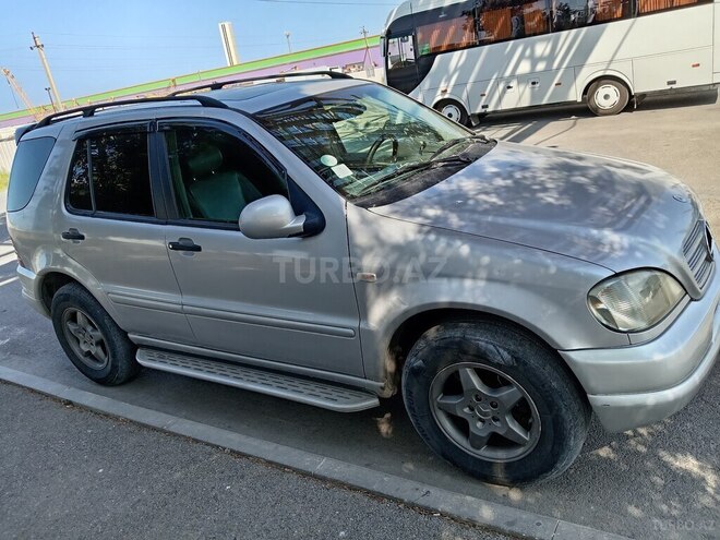 Mercedes ML 320 1999, 300,000 km - 3.2 l - Sumqayıt