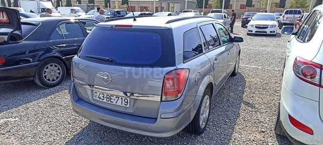 Opel Astra 2005, 269,740 km - 1.4 l - Yevlax
