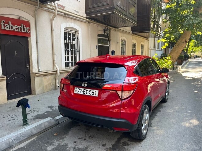 Honda HR-V 2018, 185,075 km - 1.8 l - Bakı