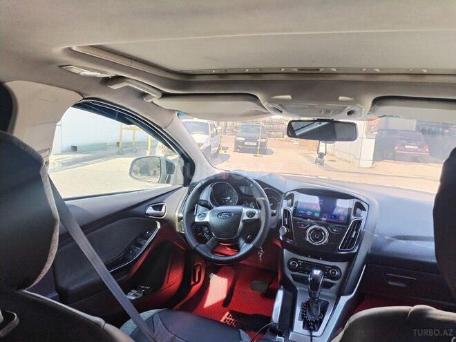 Ford Focus 2013, 254,946 km - 1.6 л - Bakı