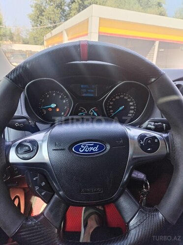 Ford Focus 2013, 254,946 km - 1.6 л - Bakı