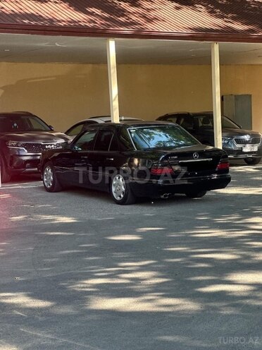 Mercedes E 200 1994, 450,000 km - 2.0 л - Sumqayıt