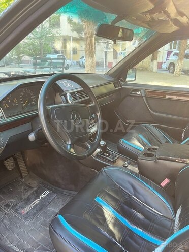 Mercedes E 200 1994, 450,000 km - 2.0 л - Sumqayıt
