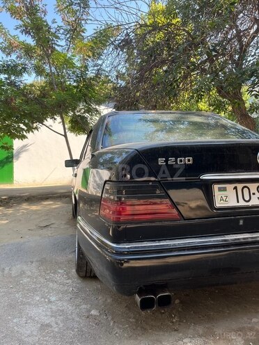 Mercedes E 200 1994, 450,000 km - 2.0 л - Sumqayıt