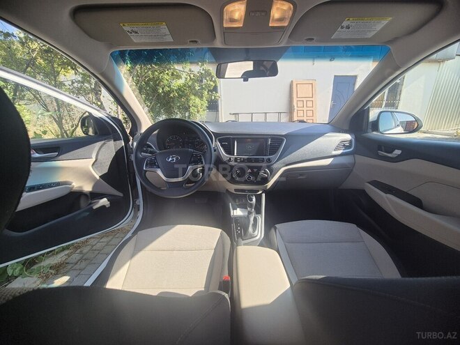 Hyundai Accent 2018, 157,962 km - 1.6 л - Bakı