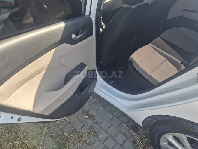 Hyundai Accent 2018, 157,962 km - 1.6 л - Bakı