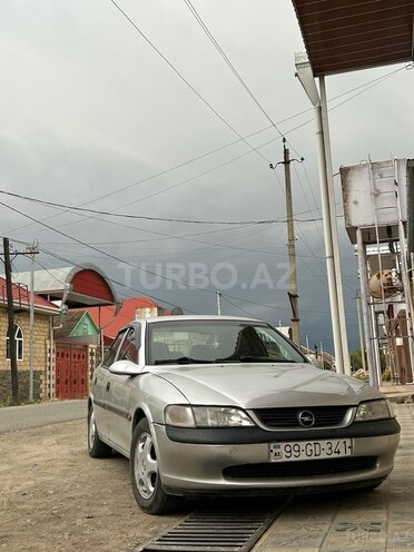 Opel Vectra 1998, 450,000 km - 1.6 l - Tovuz