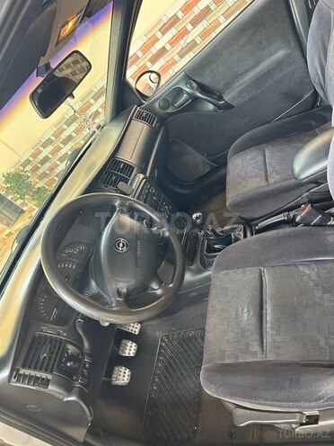 Opel Vectra 1998, 450,000 km - 1.6 l - Tovuz