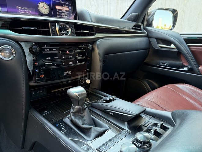 Lexus LX 570 2016, 155,000 km - 5.7 l - Bakı