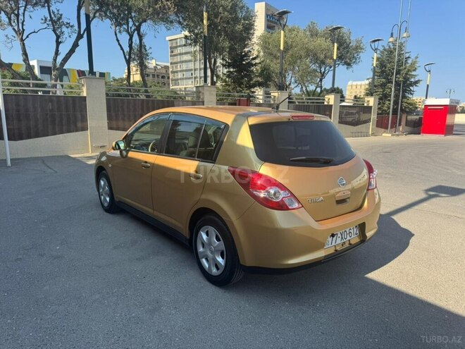 Nissan Tiida 2011, 30,500 km - 1.6 l - Bakı