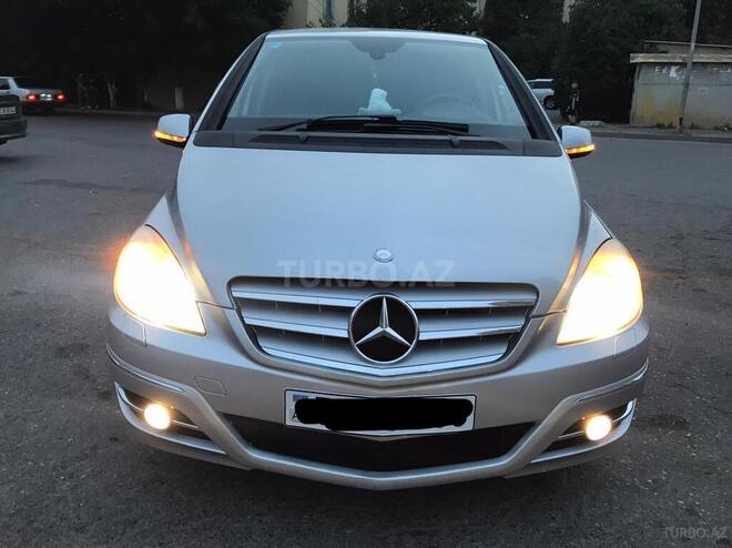 Mercedes B 180 2009, 146,000 km - 1.7 l - Sumqayıt