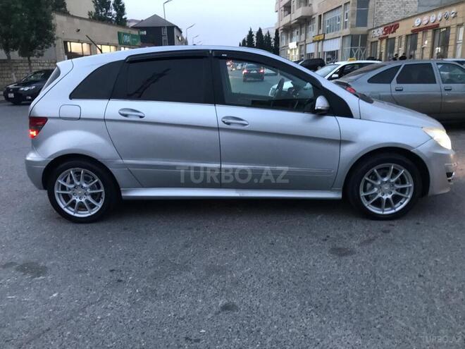Mercedes B 180 2009, 146,000 km - 1.7 l - Sumqayıt