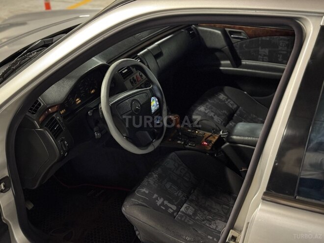 Mercedes E 220 d 1999, 512,000 km - 2.2 l - Bakı