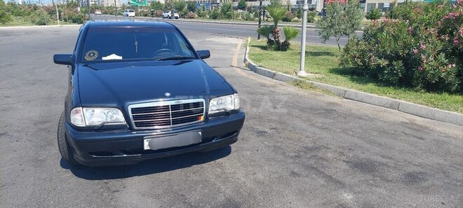 Mercedes C 240 1998, 313,000 km - 2.4 l - Bakı