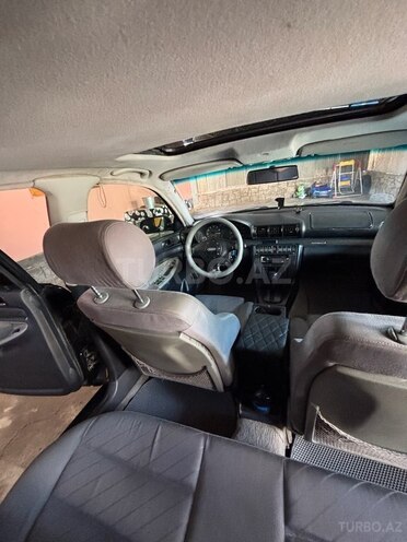 Audi A4 1998, 220,000 km - 1.8 l - Bakı