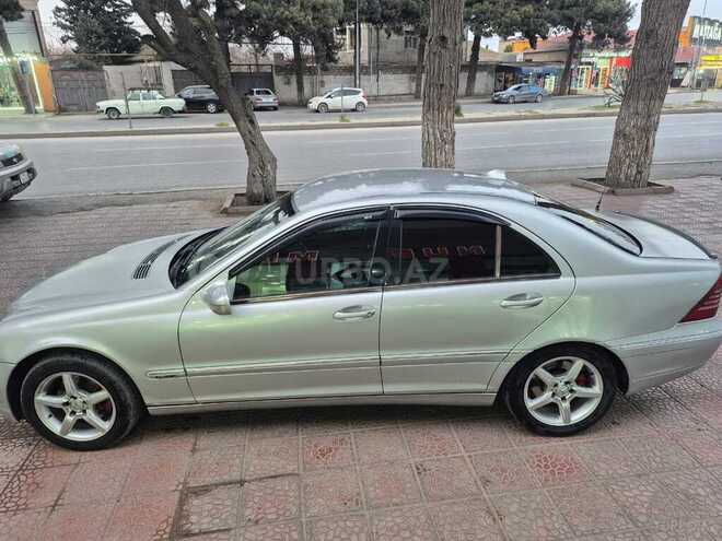 Mercedes C 240 2001, 234,123 km - 2.6 l - Bakı