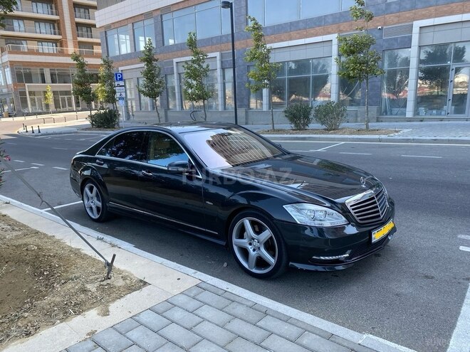 Mercedes S 550 2011, 175,000 km - 5.5 l - Bakı