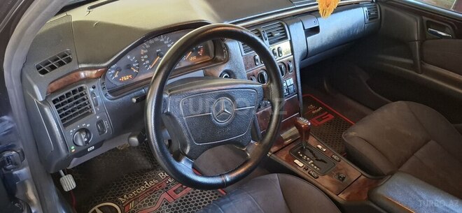 Mercedes E 230 1996, 438,000 km - 2.3 l - Ağstafa