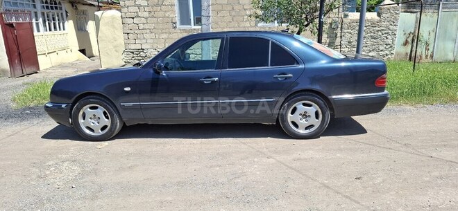 Mercedes E 230 1996, 438,000 km - 2.3 l - Ağstafa