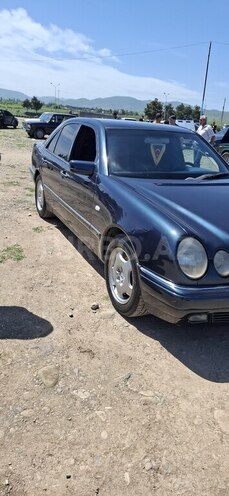 Mercedes E 230 1996, 438,000 km - 2.3 l - Ağstafa