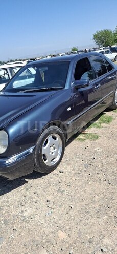 Mercedes E 230 1996, 438,000 km - 2.3 l - Ağstafa