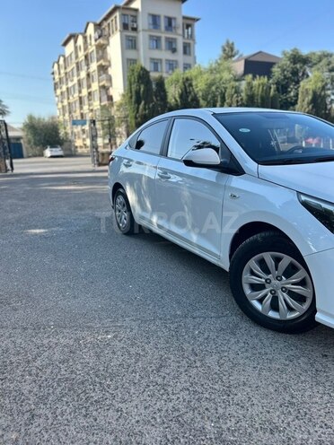Hyundai Accent 2021, 90,000 km - 1.6 l - Bakı
