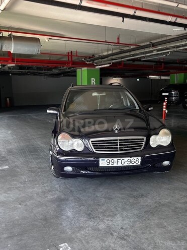 Mercedes E 220 d 2001, 42,650 km - 2.2 l - Bakı