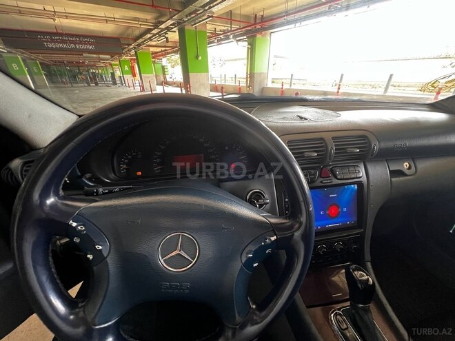 Mercedes E 220 d 2001, 42,650 km - 2.2 l - Bakı