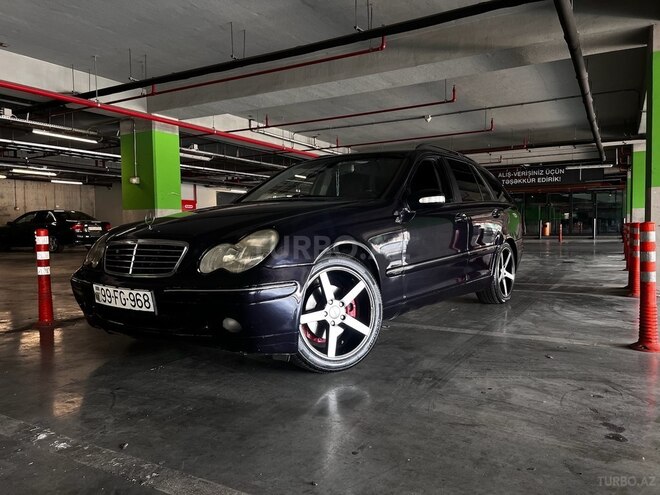 Mercedes E 220 d 2001, 42,650 km - 2.2 l - Bakı