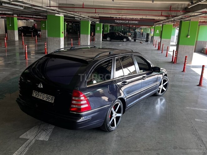 Mercedes E 220 d 2001, 42,650 km - 2.2 l - Bakı