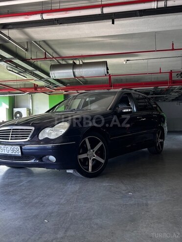 Mercedes E 220 d 2001, 42,650 km - 2.2 l - Bakı