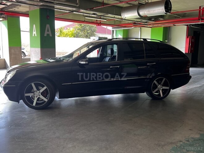 Mercedes E 220 d 2001, 42,650 km - 2.2 l - Bakı