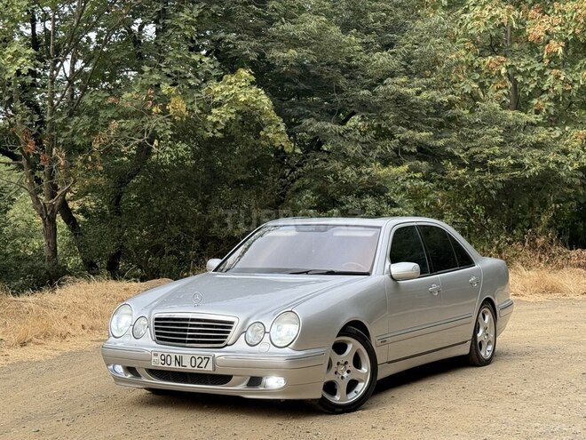 Mercedes E 240 1999, 329,000 km - 2.6 l - Masallı