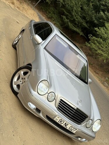 Mercedes E 240 1999, 329,000 km - 2.6 l - Masallı