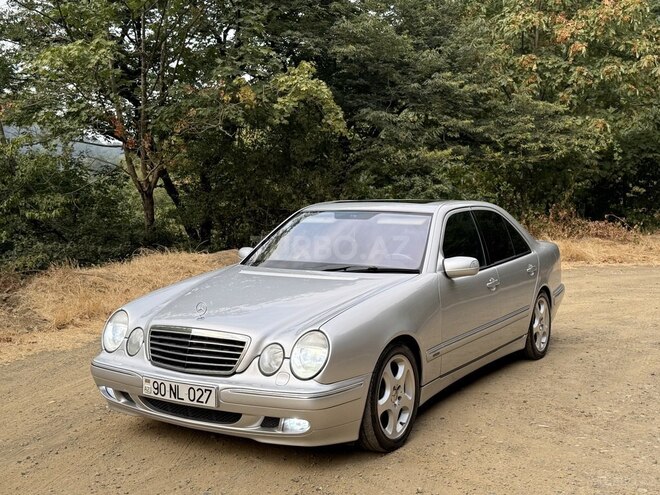 Mercedes E 240 1999, 329,000 km - 2.6 l - Masallı