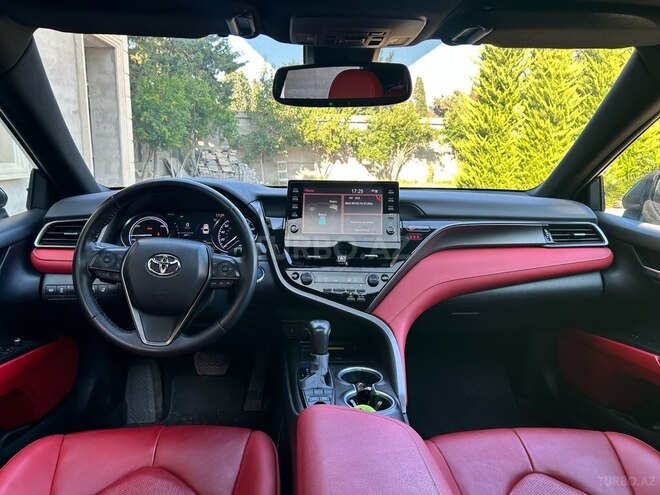 Toyota Camry 2022, 70,000 km - 2.5 л - Bakı