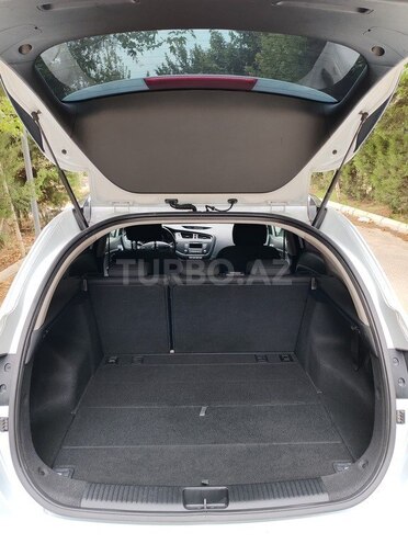 Kia Ceed 2014, 260,000 km - 1.6 l - Bakı