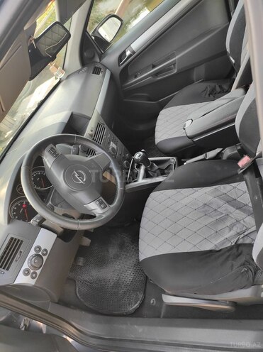 Opel Astra 2006, 285,000 km - 1.4 l - Bakı