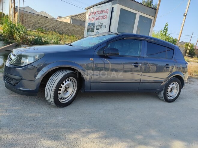 Opel Astra 2006, 285,000 km - 1.4 l - Bakı