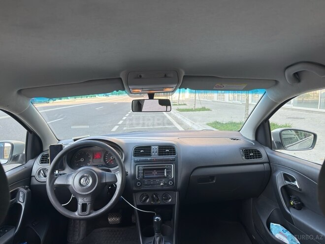 Volkswagen Polo 2013, 243,010 km - 1.6 l - Bakı