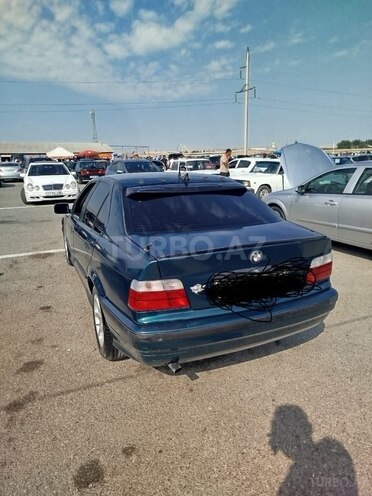 BMW 318 1993, 380,000 km - 1.8 l - Bakı