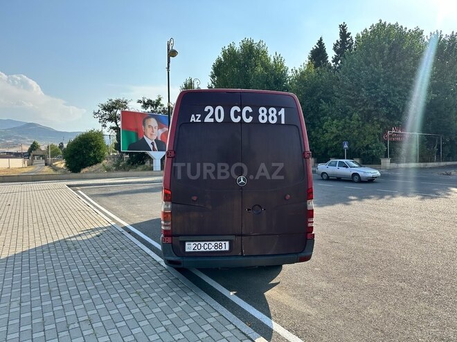 Mercedes Sprinter 515 2009, 389,412 km - 2.2 l - Göygöl
