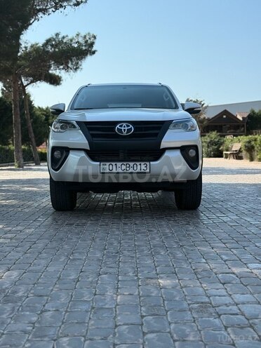 Toyota Fortuner 2017, 195,000 km - 2.7 l - Bakı