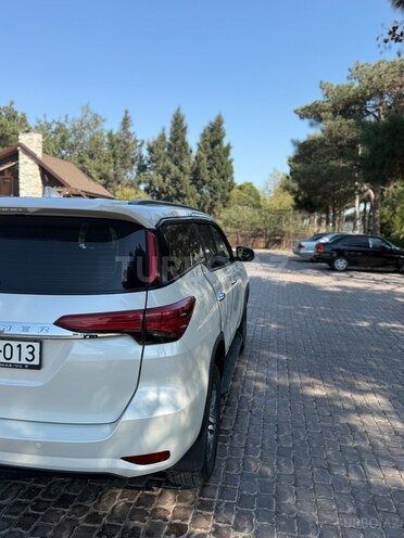 Toyota Fortuner 2017, 195,000 km - 2.7 l - Bakı